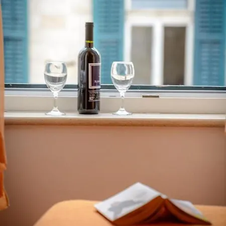 Stradun 3* دوبروفينك