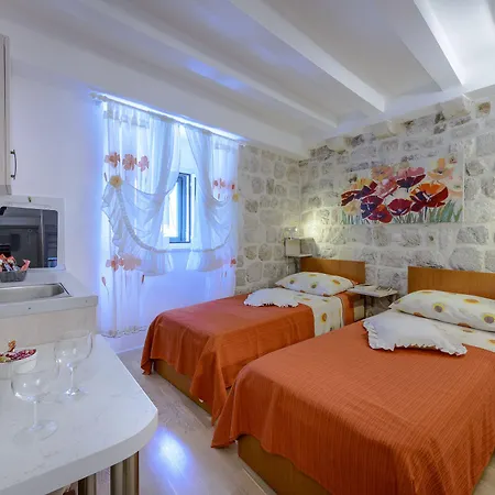 Stradun Πανσιόν