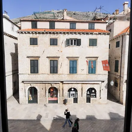 Stradun Main Street 3*