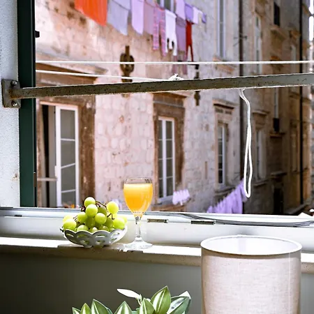 Stradun Main Street 3*