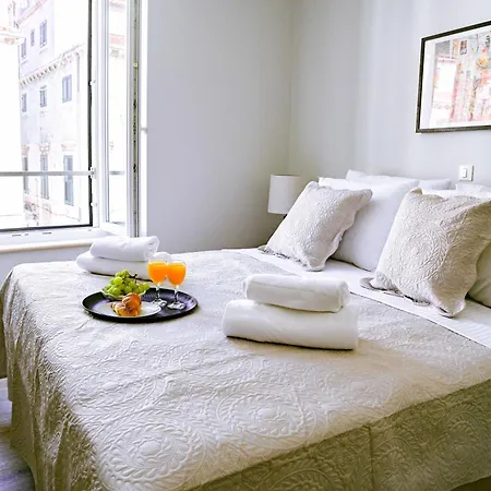Stradun Main Street Gasthof 3*