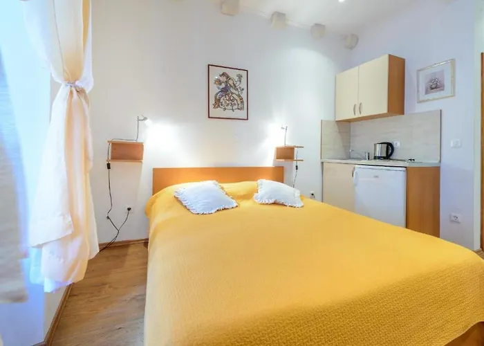 Гостевой дом Stradun Main Street Residence