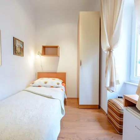 Gæstehus Stradun 3*