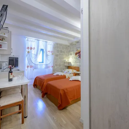 Guest house Studio Stradun 3*