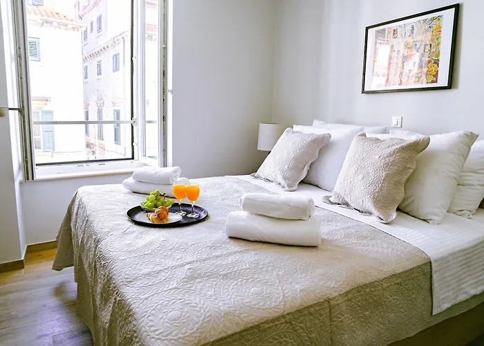 Stradun Main Street Residence בית הארחה 3*